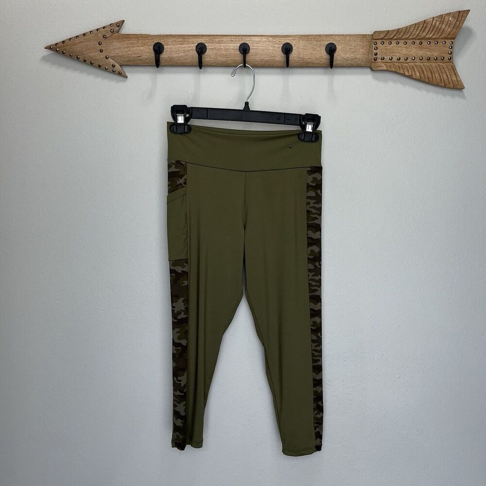 Camo Capri Women Leggings Green Camouflage Panel Lightweight Stretch Medium